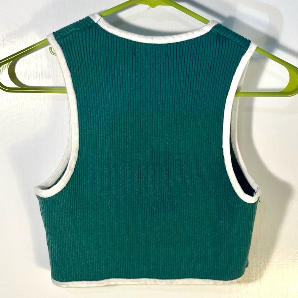 Isalis Cropped Top - Picture 2 of 3